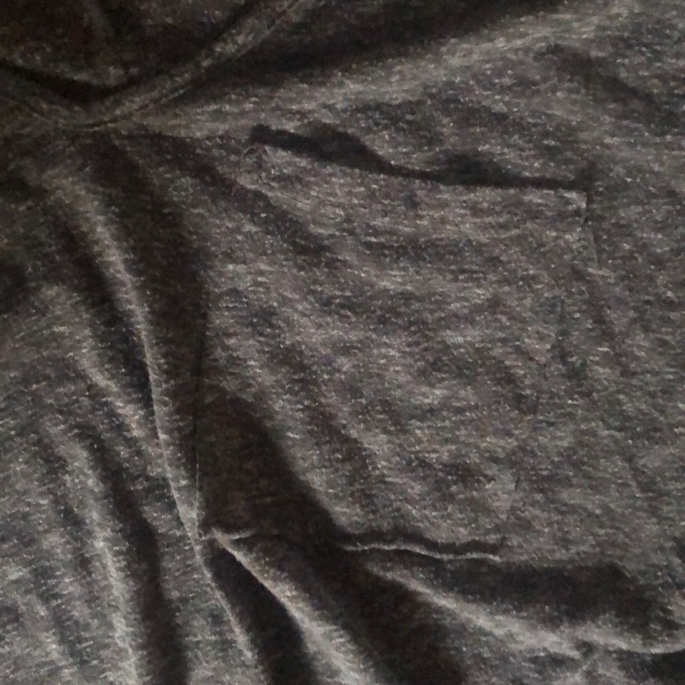 Grey tee - Picture 3 of 3